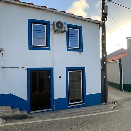 別荘 Casa Do Terraco By Madrabica