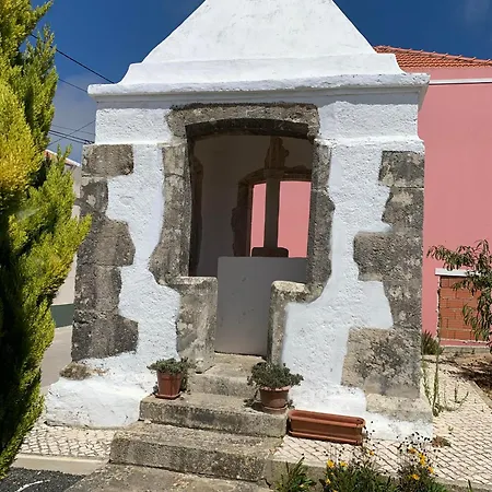Casa Do Terraco By Madrabica * Атогиа-да-Балейя